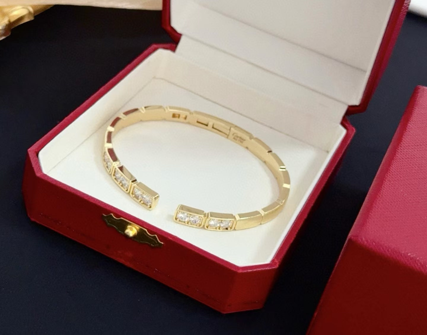 [Regal Gem jewelrys]LOVE DIAMOND OPEN  BRACELET