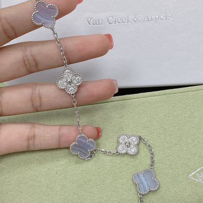 [Regal Gem] CLOVER 5 MOTIF PURPLE CHALCEDONY BRACELET COLLECTION