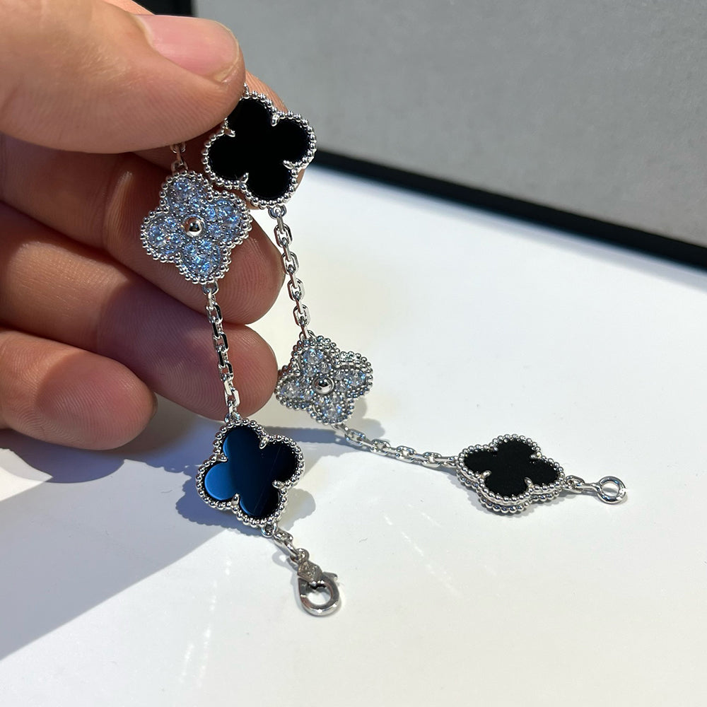 [Regal Gem] CLOVER 5 MOTIF ONYXS BRACELET COLLECTION