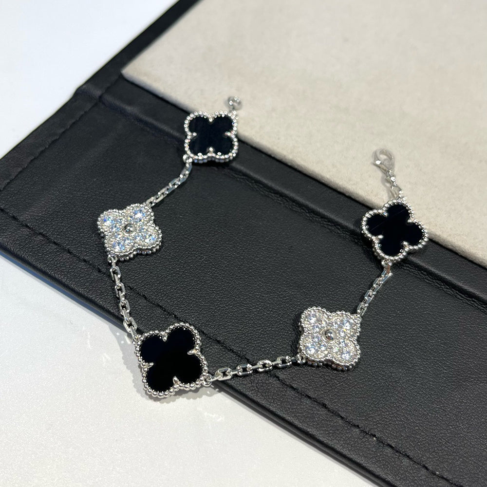 [Regal Gem] CLOVER 5 MOTIF ONYXS BRACELET COLLECTION