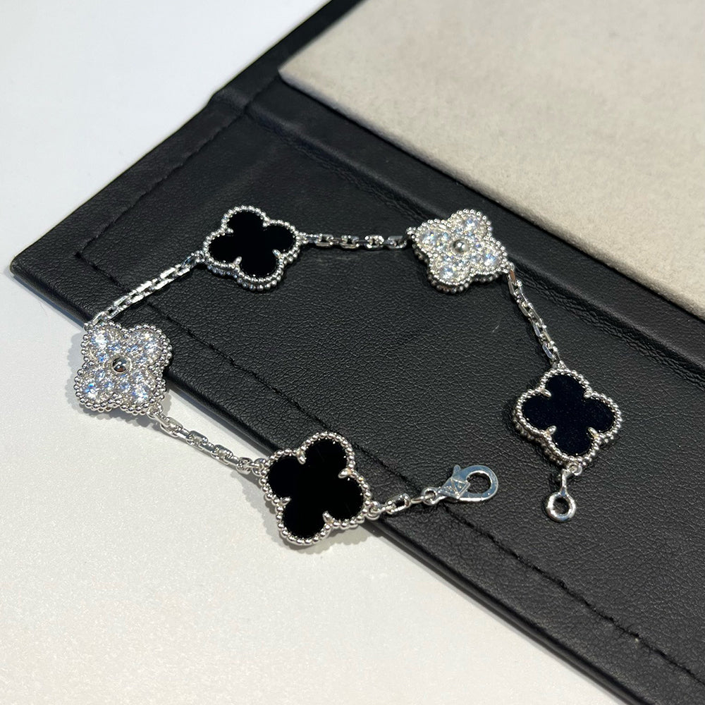 [Regal Gem] CLOVER 5 MOTIF ONYXS BRACELET COLLECTION