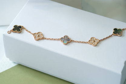 [Regal Gem] CLOVER 5 MOTIF GRAY MOP BRACELET COLLECTION