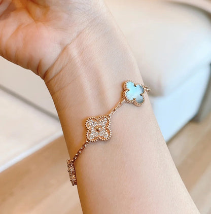 [Regal Gem] CLOVER 5 MOTIF GRAY MOP BRACELET COLLECTION