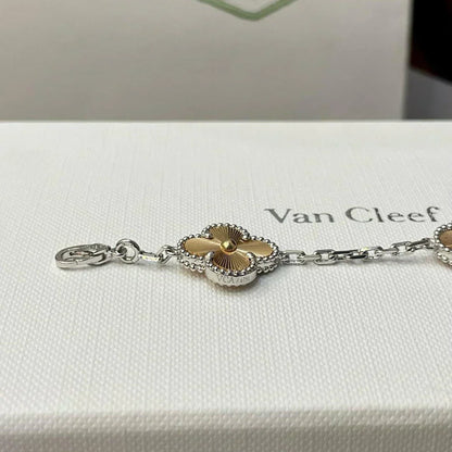 [Regal Gem] CLOVER 5 MOTIF LASER BRACELET COLLECTION