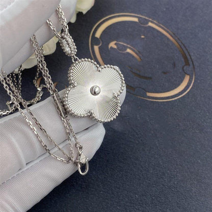 [Regal Gem]CLOVER 25MM SILVER BIG CLOVER NECKLACE