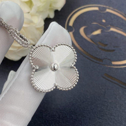 [Regal Gem]CLOVER 25MM SILVER BIG CLOVER NECKLACE