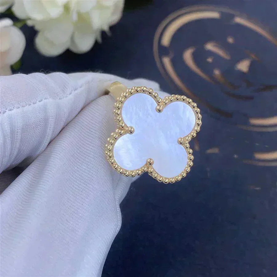 [Regal Gem]CLOVER WHITE MOP RING