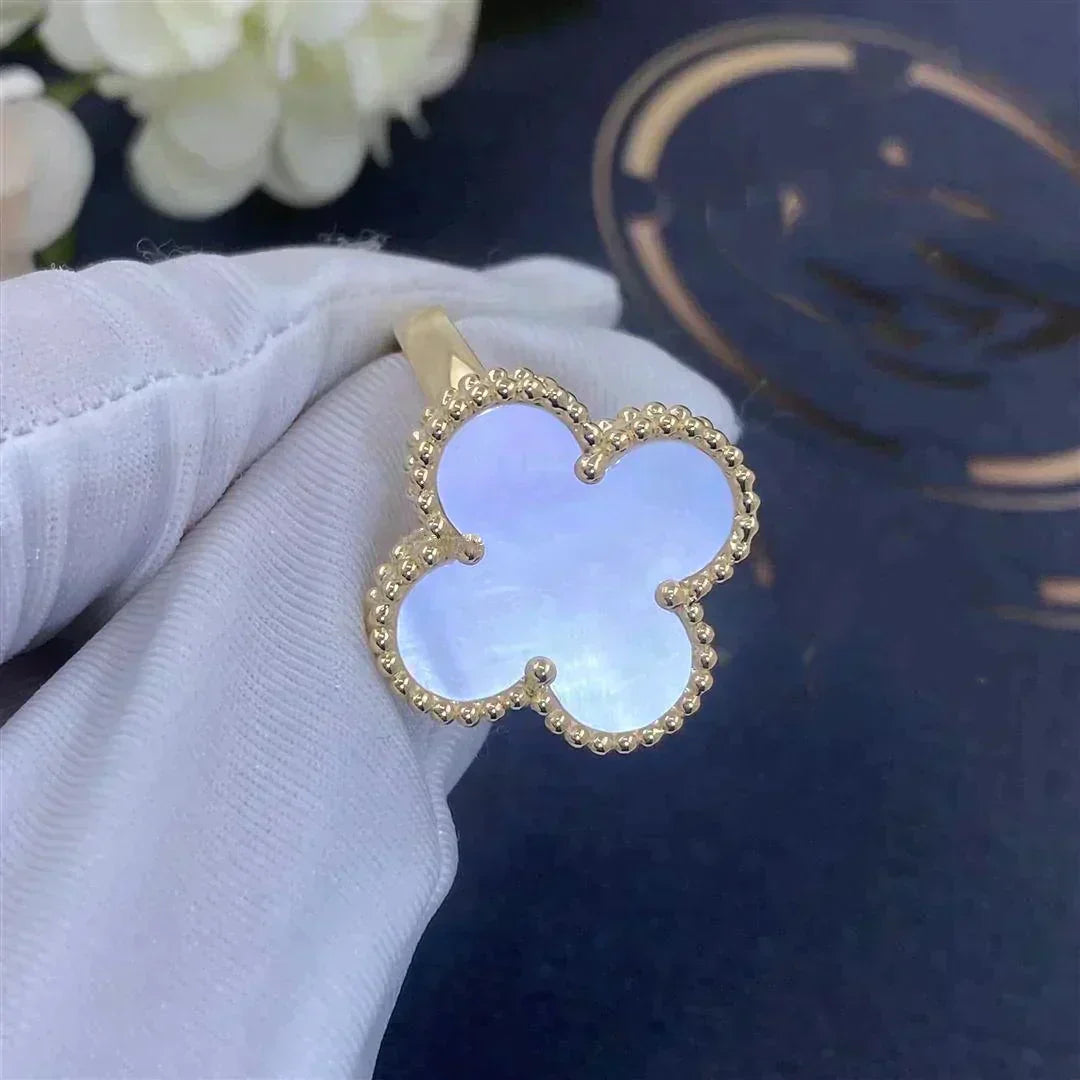 [Regal Gem]CLOVER WHITE MOP RING