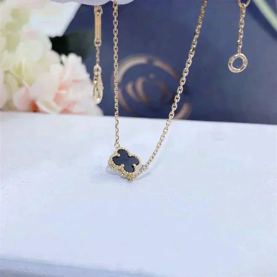 [Regal Gem]CLOVER ONYX SINGLE FLOWER BRACELET