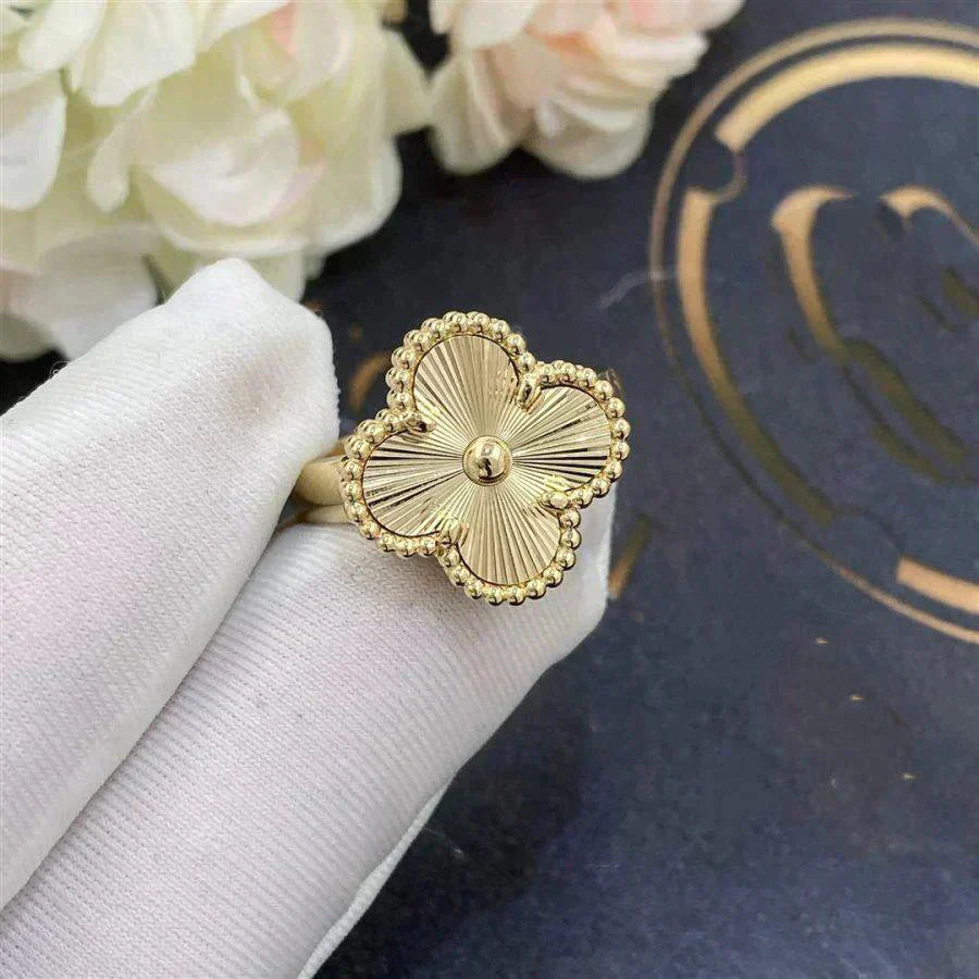 [Regal Gem]CLOVER GOLD RING