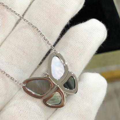 [Regal Gem]LARGE BUTTERFLY SILVER PENDANT DIAMOND NECKLACE