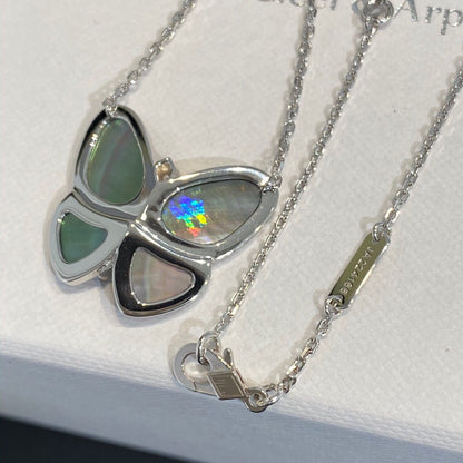 [Regal Gem]LARGE BUTTERFLY SILVER PENDANT DIAMOND NECKLACE