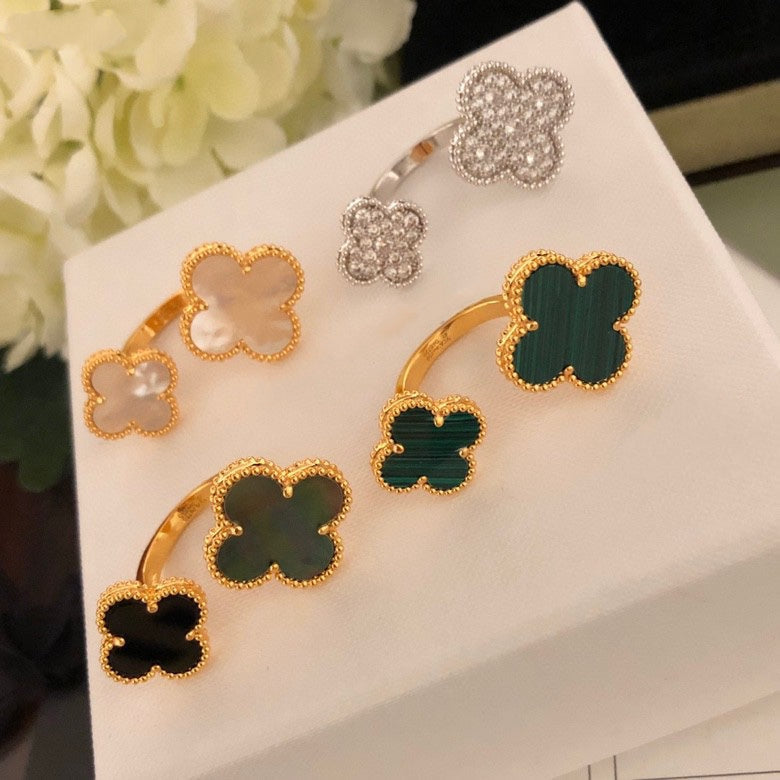 [Regal Gem]CLOVER BETWEEN THE FINGER RING