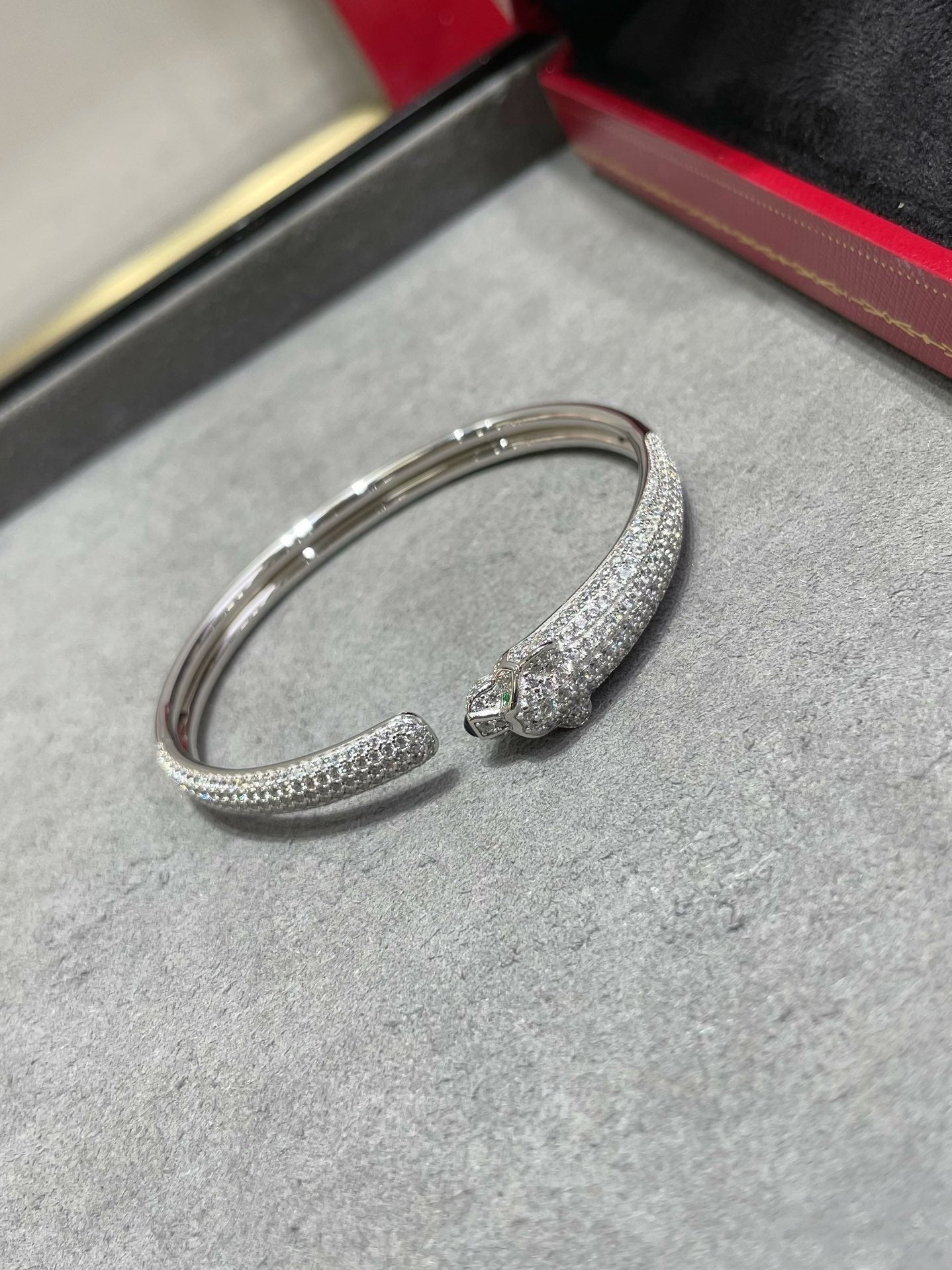 [Regal Gem]PANTHERE FULL DIAMOND OPEN BRACELET