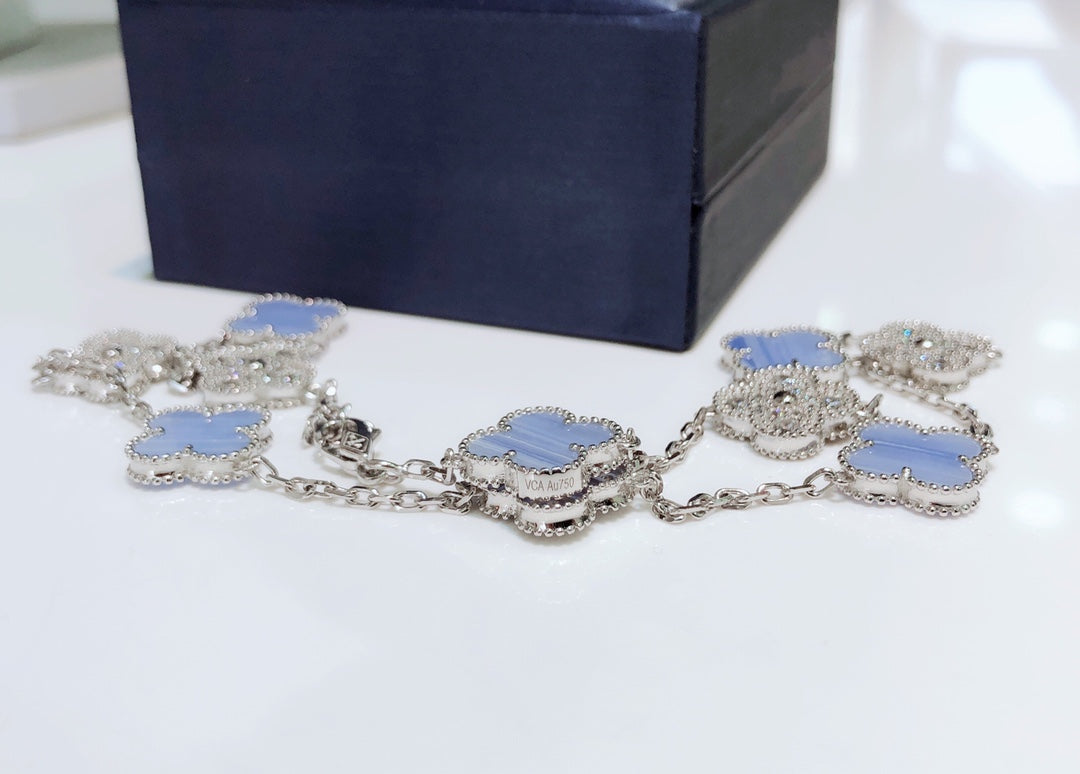 [Regal Gem]CLOVER 10 MOTIFS CHALCEDONY DIAMONDS SILVER NECKLACE