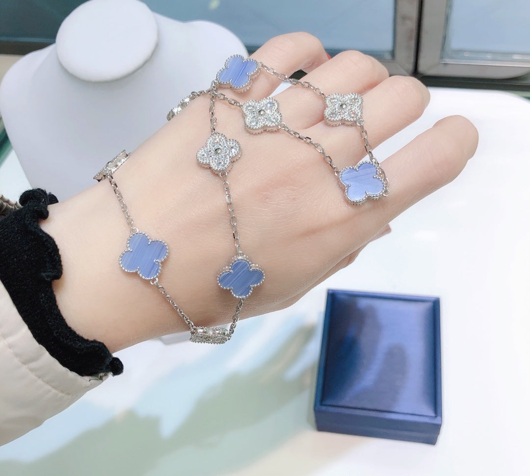 [Regal Gem]CLOVER 10 MOTIFS CHALCEDONY DIAMONDS SILVER NECKLACE