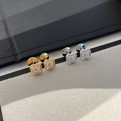 [Regal Gem]CLOVER MINI DIAMOND STUD EARRINGS